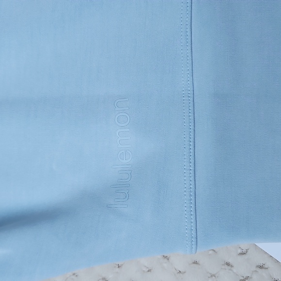 **HP** Nwt Lululemon Perfectly Oversized Crop Crew - Picture 5 of 8